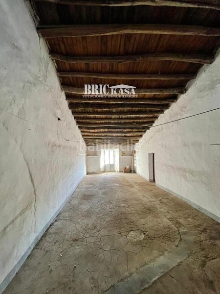 Foto 8257fc0c-ed42-41c9-b4eb-d166a9b115cb. Casa brickasa inmobiliaria les ofrece, casa de pueblo en venta, una gran vivienda con unas grandes oportunidades. la vivienda se compon en Torrequemada