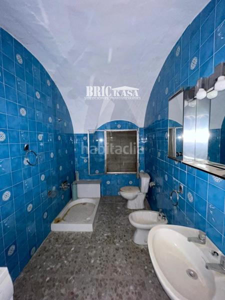 Foto a7f2b836-91dc-4d97-b80e-d780e7122eda. Casa brickasa inmobiliaria les ofrece, casa de pueblo en venta, una gran vivienda con unas grandes oportunidades. la vivienda se compon en Torrequemada