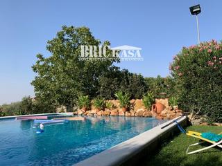 Terreny residencial  Paseo rocamador. Brickasa inmobiliaria les ofrece, finca de recreo de 13,5ha:•	6