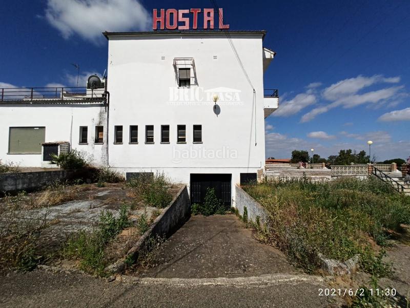 Foto 6ef9b74e-8383-4fb2-8223-4ece9c8c9692. Edificio hotel o complejo en Aliseda