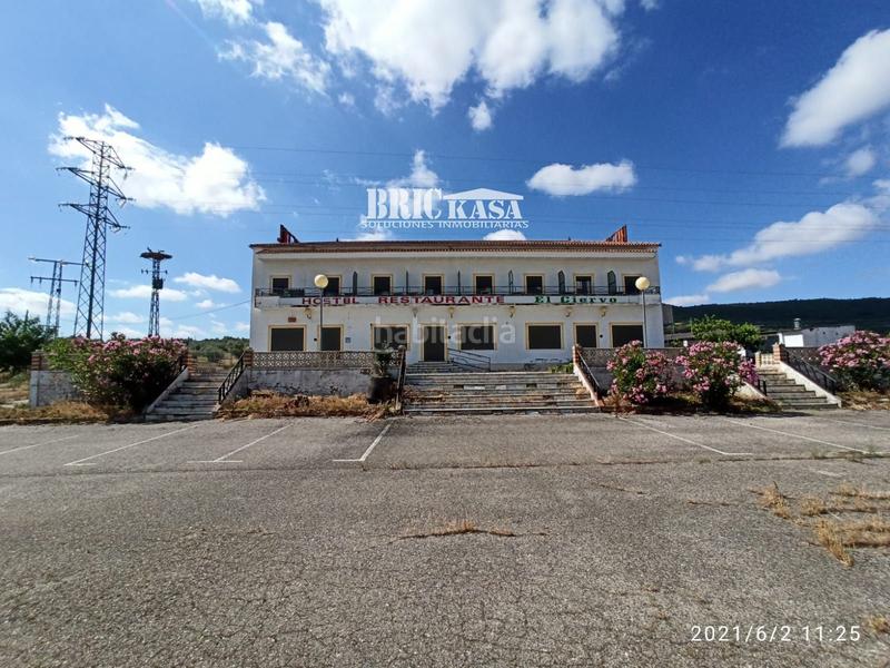 Foto f96c3f60-5ffa-4c5a-b0e5-2d6089937006. Edificio hotel o complejo en Aliseda