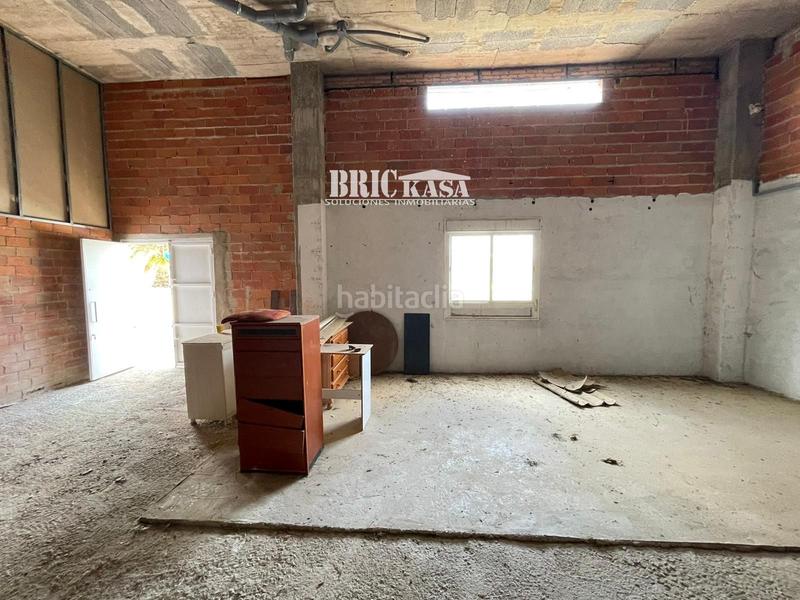 Foto 82d40145-8f1f-43d6-8c24-def3c17c1a77. Rent business premise in Montesol - Mejostilla Cáceres