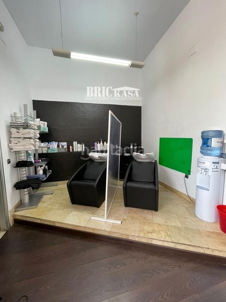 Foto 0a471d89-fb9d-475d-9131-f5c542e37802. Local comercial a Centro Cáceres