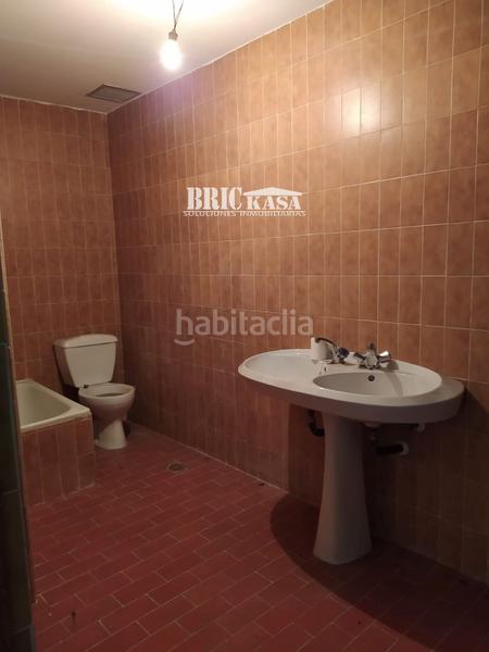 Foto 3fa45c8d-9704-4a88-ae2c-ac072f5764b5. Alquiler oficina  en alquiler y con 65 m2. en Cáceres