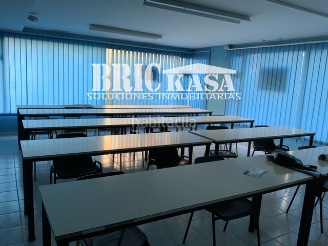 Foto 6c26a601-7745-40b8-a33b-82ec8adfaffd. Local comercial a Centro Cáceres