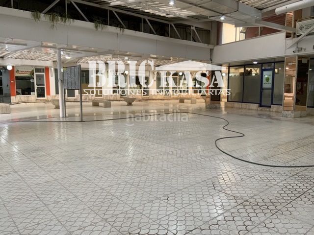 Foto a8645967-b468-4b21-8816-77660997a055. Local comercial a Centro Cáceres