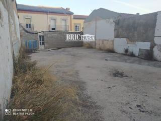 Terreny residencial a Centro. Parcela en venta en cáceres, urbanizado, asfaltado y agua. solar