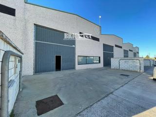 Lloguer Nau industrial  Calle hermanos lumíére. Brickasa inmobiliaria les ofrece, nave industrial en venta, cons