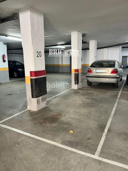 Foto e0d3c2f4-4df0-47f3-8ce5-67d2fb289417. Posto auto in Casco Antiguo Cáceres