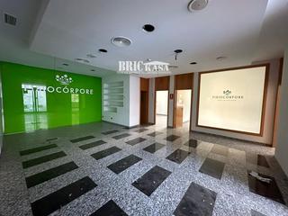Affitto Locale commerciale  Calle bailén. Brickasa inmobiliaria les ofrece, local muy luminoso en una de l