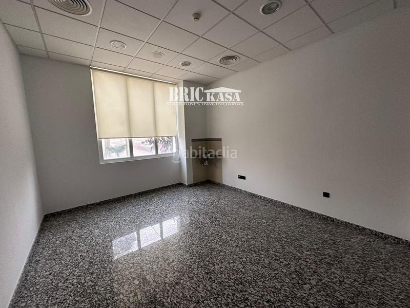 Foto 4fd50d49-6078-455b-8d61-0444fdd799c7. Lloguer local comercial amb calefacció a Casco Antiguo Cáceres