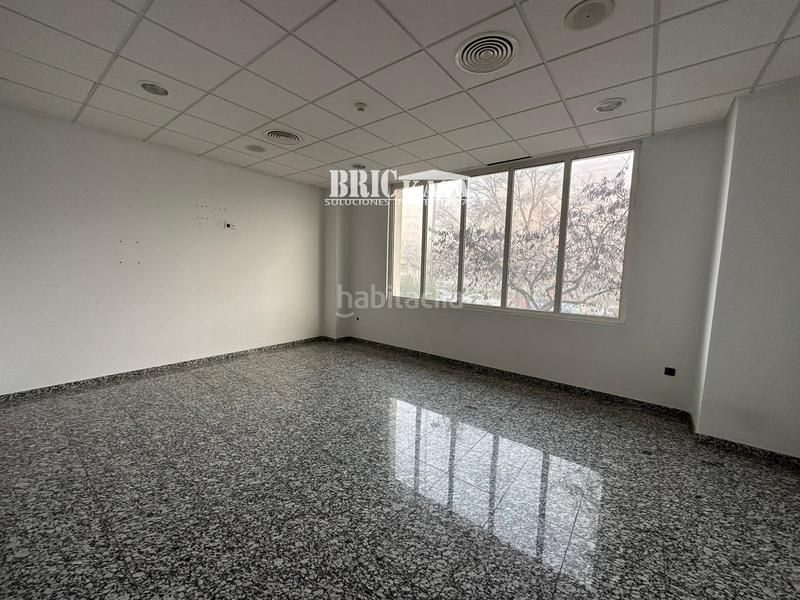 Foto 56a4b88f-8a89-4520-9b50-5cde41a717cb. Lloguer local comercial amb calefacció a Casco Antiguo Cáceres