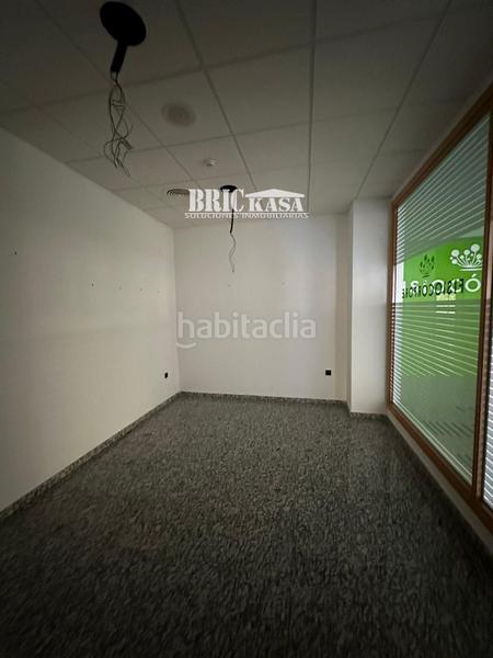 Foto 6bf82d5b-2910-4e8d-87a8-3b4925c80863. Lloguer local comercial amb calefacció a Casco Antiguo Cáceres