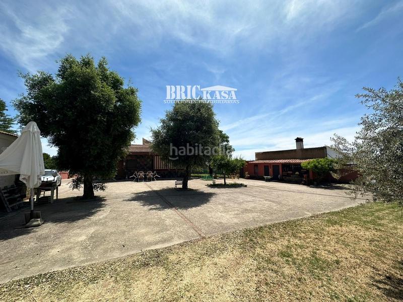 Foto b5a41096-7697-4226-86d9-68eaeed85a87. Chalet  independiente carretera ex206 en Casco Antiguo Cáceres