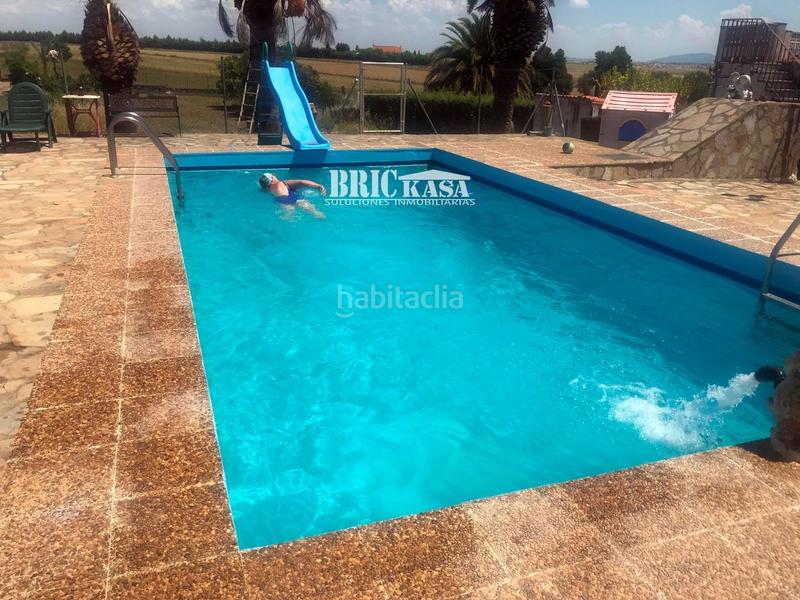 Foto fe81ceb3-3409-4081-ad72-f48ba1e2b5a1. Chalet  independiente carretera ex206 en Casco Antiguo Cáceres