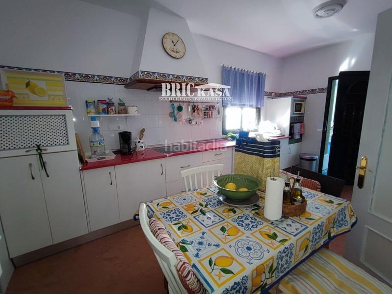 Foto 03bbec27-939d-4361-8b2f-5c427581eab8. Chalet  en venta en Alcuéscar