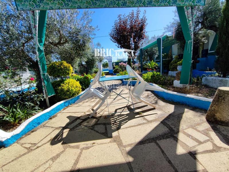 Foto 0d74c7d2-ae77-4441-8d12-dd646220734e. Chalet  en venta en Alcuéscar