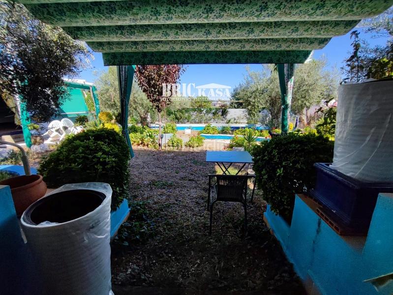 Foto 1e7e9ff6-0209-4cfb-a910-93992e838344. Chalet  en venta en Alcuéscar