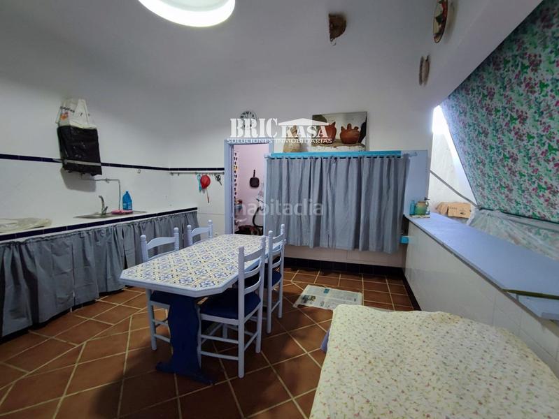 Foto 2e9b68a8-863b-457c-abd6-ad8a59a11468. Chalet  en venta en Alcuéscar