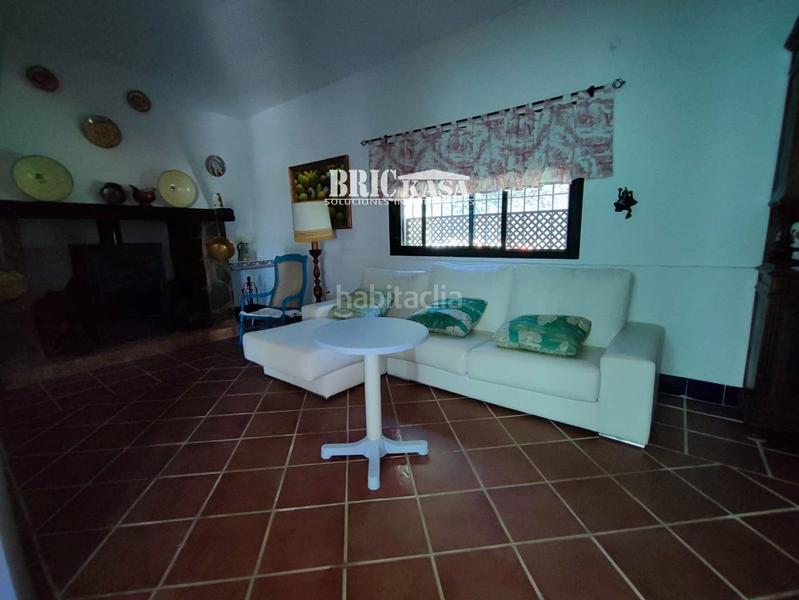 Foto 37d19118-feba-47cd-8ae5-e3360d54e747. Chalet  en venta en Alcuéscar