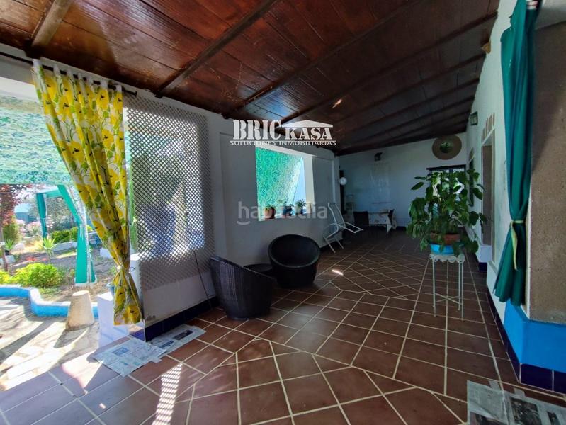 Foto c3e03cca-1b8b-409f-a34e-c0c7d423003a. Chalet  en venta en Alcuéscar