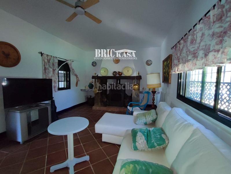 Foto d9231f3a-0b74-42ca-b305-c67e02be2391. Chalet  en venta en Alcuéscar