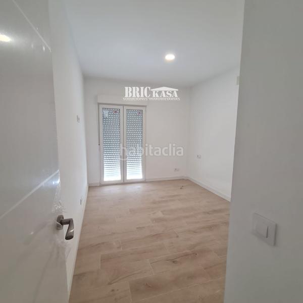 Foto bf7d7f25-9d39-4543-aa10-47fe25bf816d. Edificio in Pradolongo Madrid