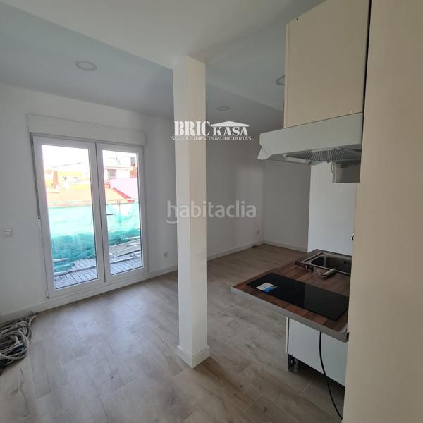 Foto f90256b8-2b7a-4b99-afce-dafbfce8064a. Edificio in Pradolongo Madrid