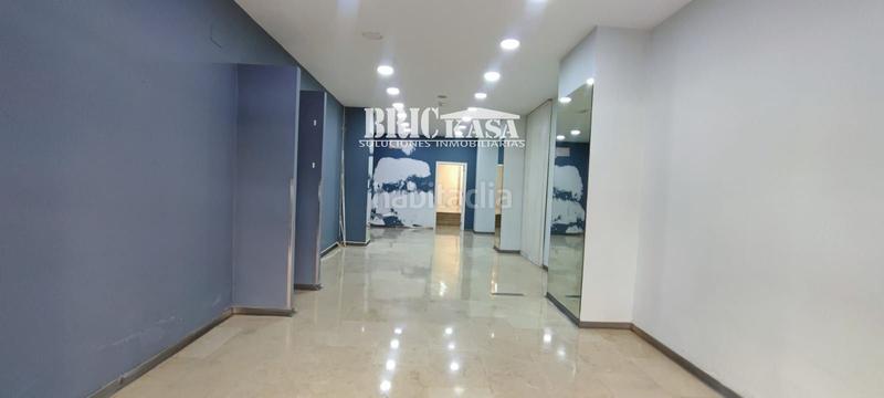 Foto a3e734bd-3e09-4ad1-9cc7-574a21b4304f. Location local commercial dans Centro Cáceres