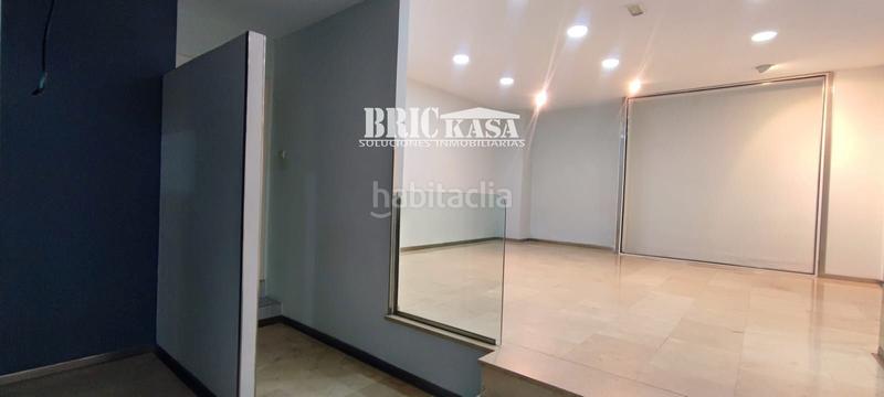 Foto c085899b-a748-4649-8b3f-e34ee1e64cbf. Location local commercial dans Centro Cáceres