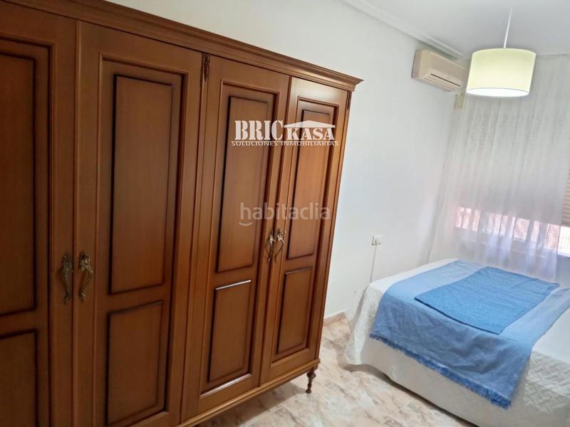 Foto ca0e87e5-2609-484a-83e9-c6ba47b9f6c6. Rent flat in Centro Cáceres