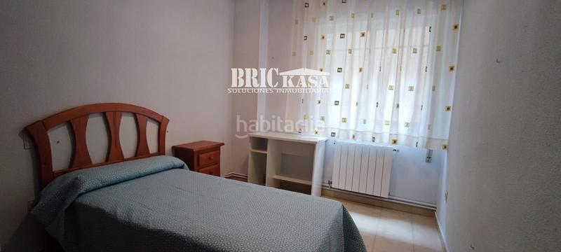 Foto bd2aa700-94d4-4701-b460-8f436dcbf742. Alquiler ático piso para estudiantes en Centro Cáceres