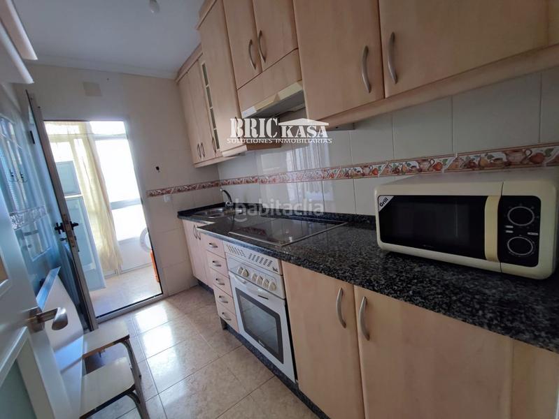 Foto d7c0f5ba-4eda-4842-b0ca-0ed9f682220b. Alquiler piso  en alquiler en nuevo Cáceres Cáceres