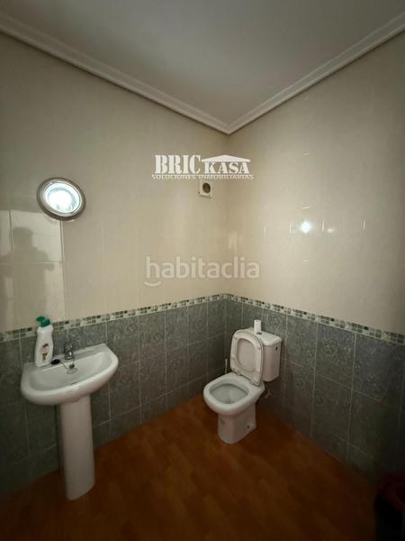 Foto 858b91f5-1810-4c54-bd2d-7fbbc4287620. Alquiler local comercial  en alquiler en Cáceres