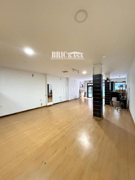 Foto 6faae818-d3a5-4e32-b660-effa306271e8. Location local commercial dans Centro Cáceres