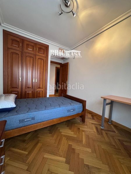 Foto 4c89e8fb-fe72-4c14-b601-6b63f4c9c352. Rent flat in Centro Cáceres