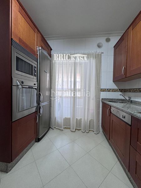Foto 5038ca9c-224b-446a-9e1b-74914f9b1c87. Rent flat in Centro Cáceres