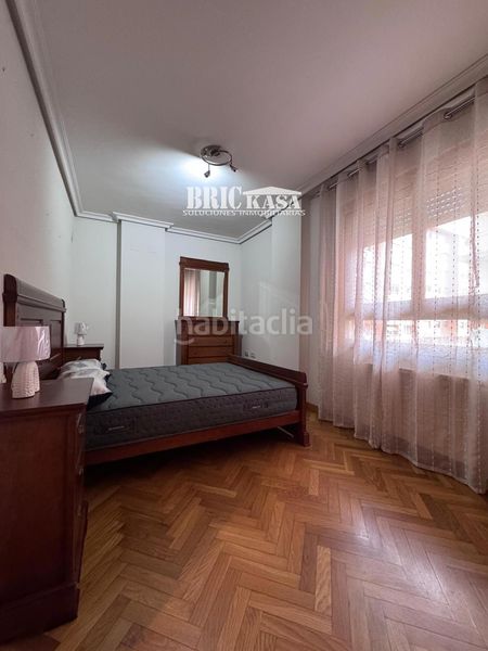 Foto 7c74af75-f451-4903-8438-730cf83dd435. Rent flat in Centro Cáceres