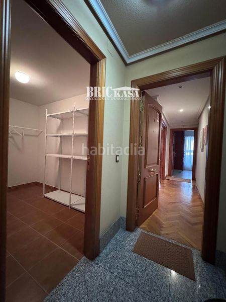 Foto c1c06a78-e4b3-4b86-a46a-80aeb102203a. Rent flat in Centro Cáceres
