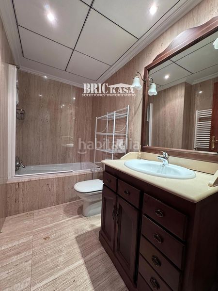 Foto c27822ee-15bb-4dee-b54d-1fa95bf0c83e. Rent flat in Centro Cáceres