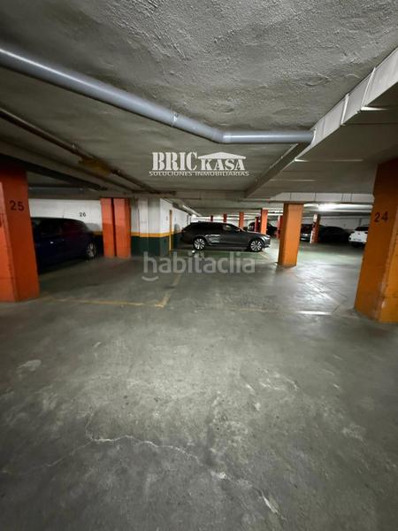 Foto 2397b449-bd93-4ad5-a7f1-41f4dde22508. Aparcament cotxe a Centro Cáceres