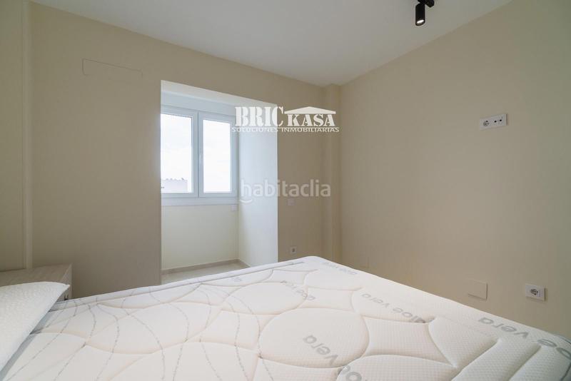 Foto 5dc71901-adef-4963-833f-b2cbf0195ca9. Appartamento con riscaldamento parcheggio in La Carihuela - Los Nidos Torremolinos