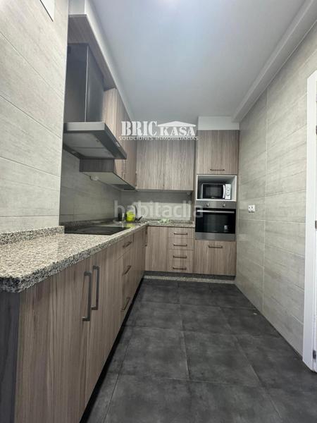 Foto 718a4057-13da-48d2-a350-eaaf530964b2. Location appartement avec chauffage dans Centro Cáceres