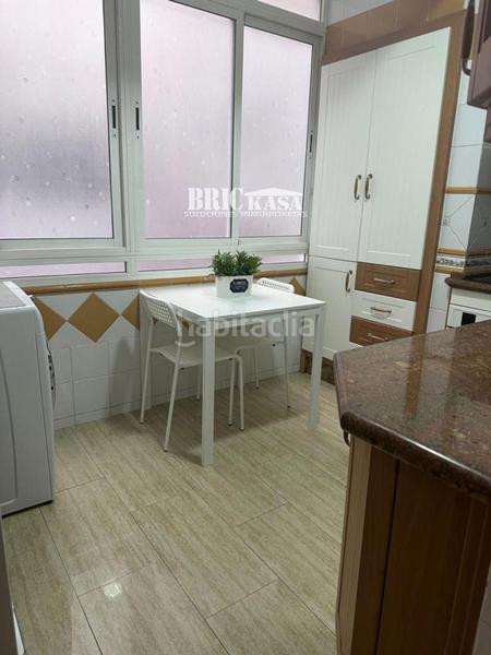 Foto 48b2fa7a-cee4-4909-94d8-ed7001442542. Alquiler piso  estudiantes en Centro Cáceres