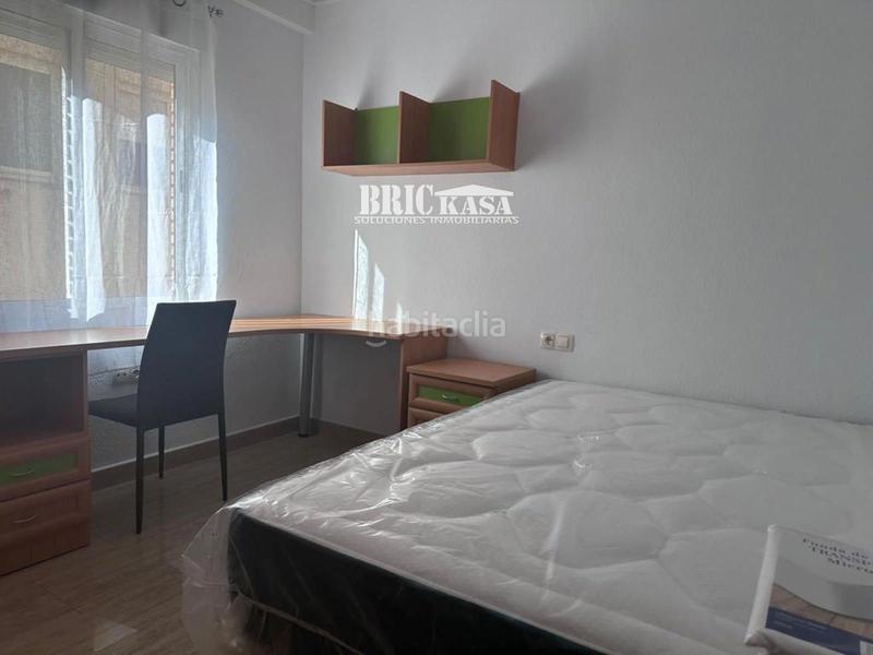 Foto b27335e8-9815-4746-8e60-285e47daa6c6. Alquiler piso  estudiantes en Centro Cáceres