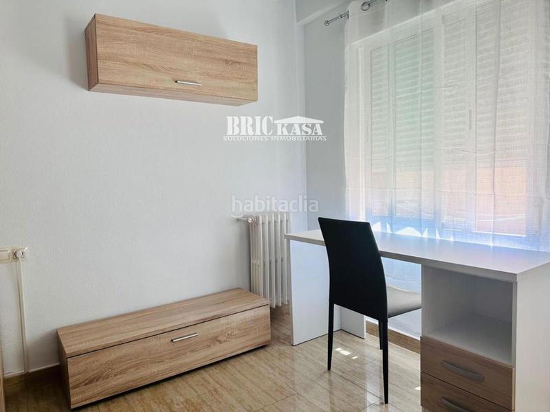 Foto f3c20ab1-f1c4-4b41-ad37-a180c36273e3. Alquiler piso  estudiantes en Centro Cáceres