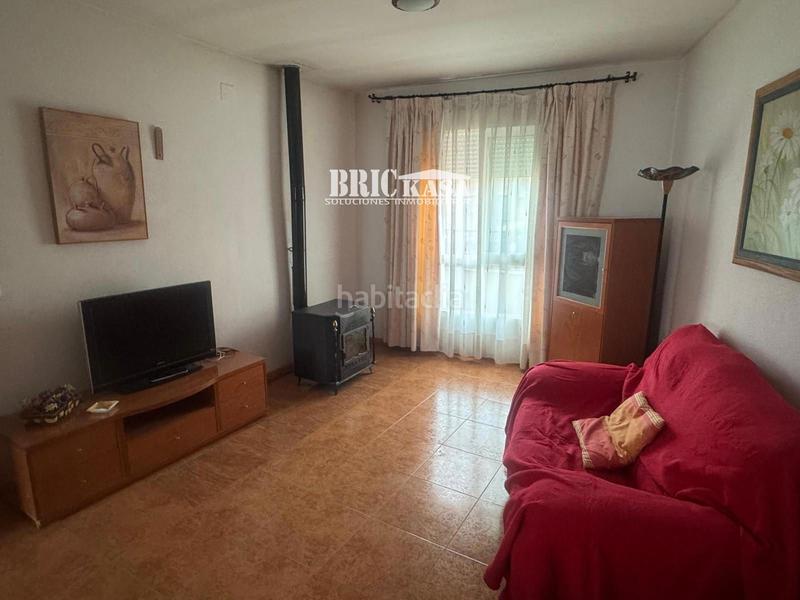 Foto 5e70bf3a-c619-4eba-9b1b-e1095a462ba1. Alquiler casa adosada vivienda en alquiler en Arroyo de la Luz