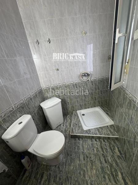 Foto f4a4144a-8437-4e9e-9e31-fedbc6face97. Alquiler casa adosada vivienda en alquiler en Arroyo de la Luz