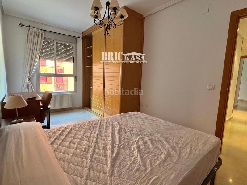 Foto 1a8b0b4a-1b1f-4e1e-a827-c0edc14a4394. Location appartement avec chauffage dans Centro Cáceres