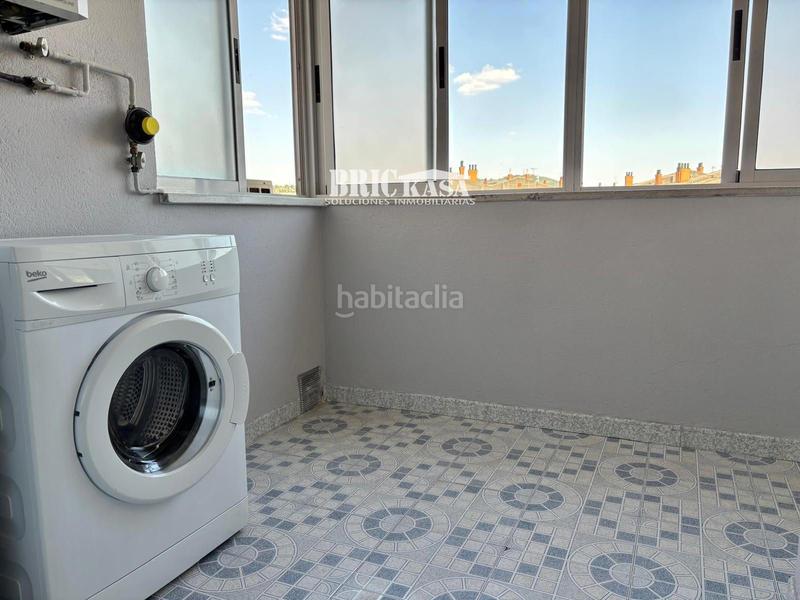 Foto 7b063190-60e1-4b8a-9c9a-c8e3451c37a1. Rent flat with heating in Centro Cáceres